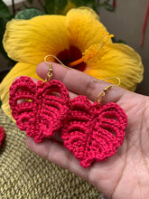 Load image into Gallery viewer, Crocheted monstera earrings