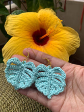 Load image into Gallery viewer, Crocheted monstera earrings