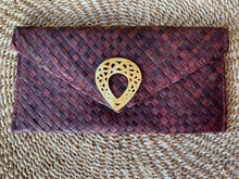 Load image into Gallery viewer, Handwoven envelope pandan wallets with callar mother of pearl charm