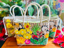 Load image into Gallery viewer, Embroidered seagrass bags