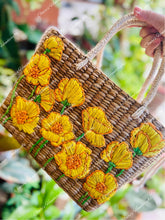 Load image into Gallery viewer, Embroidered seagrass bags