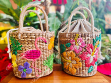 Load image into Gallery viewer, Embroidered seagrass bags