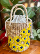 Load image into Gallery viewer, Embroidered seagrass bags