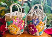 Load image into Gallery viewer, Embroidered seagrass bags