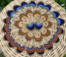 Load image into Gallery viewer, Beaded macrame earrings - Claire's Handicrafts