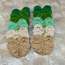 Load image into Gallery viewer, Crocheted monstera earrings