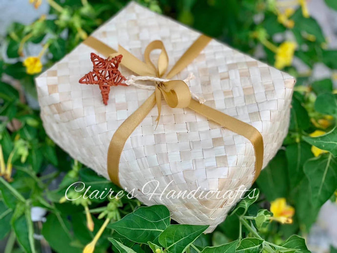 Ecofriendly, reusable tampipi boxes with...