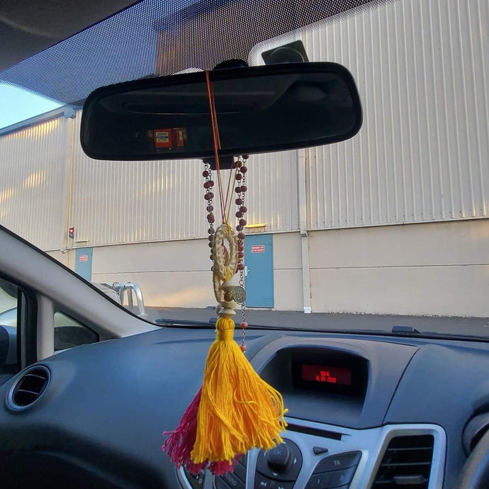Rattan/wooden bead tassel car diffusers...