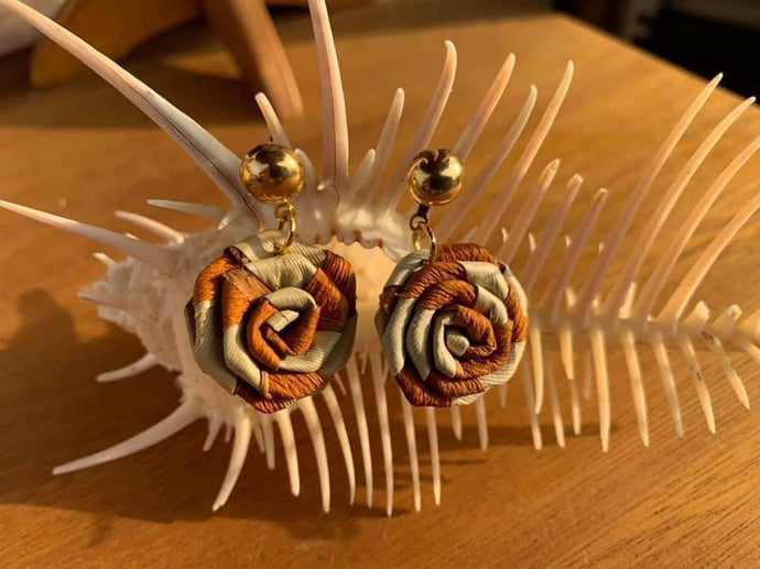 Pandan earrings #ecofriendlyearrings #handwovenearrings #handmadeearrings...