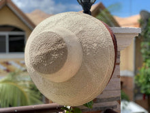 Load image into Gallery viewer, Super fine raffia hats
