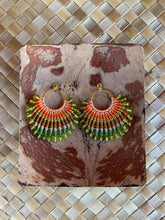 Load image into Gallery viewer, Beaded macrame earrings
