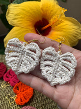 Load image into Gallery viewer, Crocheted monstera earrings
