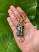 Load image into Gallery viewer, Abalone pendant necklace
