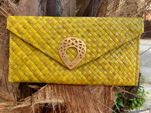 Load image into Gallery viewer, Handwoven envelope pandan wallets with callar mother of pearl charm
