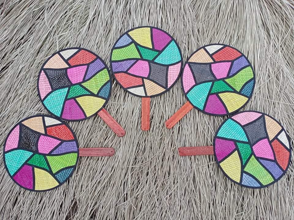 Crazy cut sabutan hand fans
