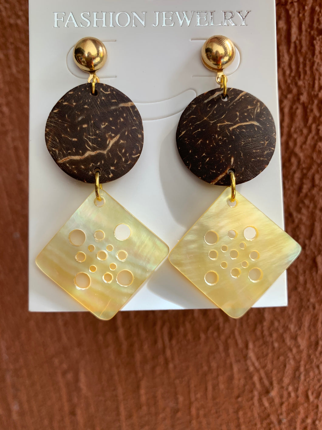 Amazon.com: Handmade Coconut Shell Earring with Small Cotton Pouch, Oval  Shape Earrings Women Fashion Jewelry (Antique Brown Hook) : Handmade  Products