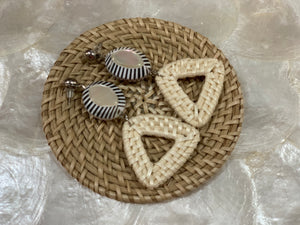 Rattan earrings with shell beads