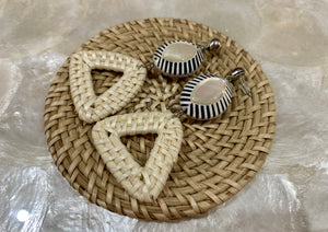 Rattan earrings with shell beads