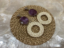 Load image into Gallery viewer, Rattan earrings with shell beads
