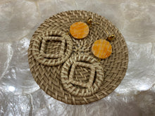 Load image into Gallery viewer, Rattan earrings with shell beads
