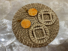 Load image into Gallery viewer, Rattan earrings with shell beads
