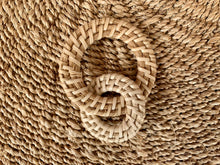 Load image into Gallery viewer, Rattan double-looped pieces
