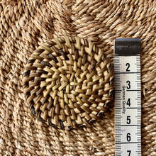 Load image into Gallery viewer, Rattan pieces (5cm)

