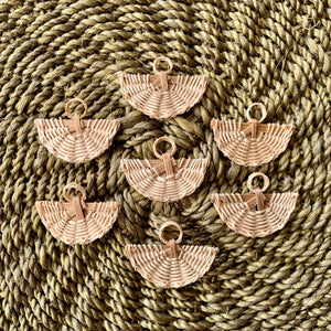 Fan rattan pieces (2.5cm x 3.5cm)