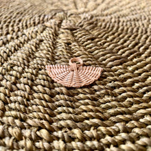 Load image into Gallery viewer, Fan rattan pieces (2.5cm x 3.5cm)
