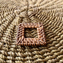 Load image into Gallery viewer, Square rattan pieces (4cm)
