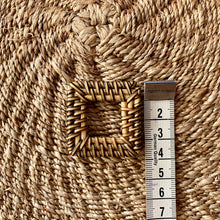 Load image into Gallery viewer, Square rattan pieces (4cm)
