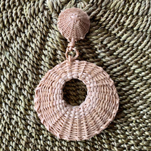 Load image into Gallery viewer, Rattan pieces (9.5cm)
