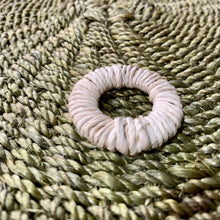 Load image into Gallery viewer, Raffia pieces (4cm)
