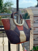 Load image into Gallery viewer, Pandan bag
