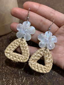 Mother of pearl earrings - Claire's Handicrafts