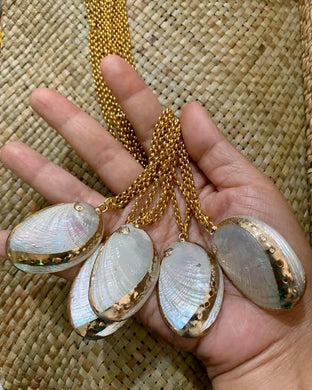 Abalone pendant necklace - Claire's Handicrafts